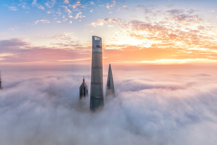 Shanghai Financial District In Fog